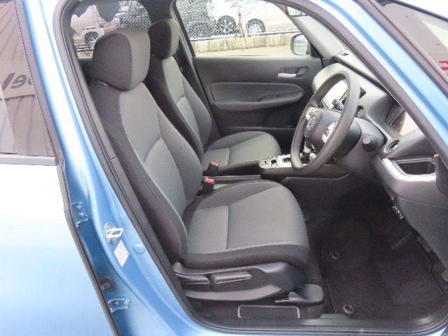 【内装ルームクリーニング済み】すみずみまでしっかり綺麗にクリーニングしておりますので、ぜひお確かめください！