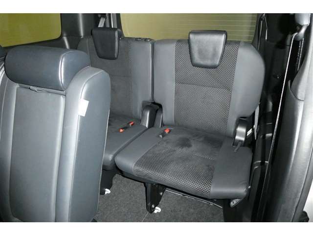 シートの座り心地も確かめにきてくださいね♪