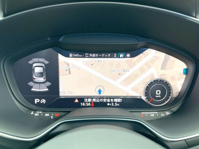 ●バーチャルコックピット：全体が液晶パネルとなっている先進的なメーターパネル。通常のスピードメーターとしての機能はもちろん、ナビ・オーディオ機能の確認・操作もでき、運転に集中しやすくなっております。