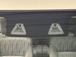 【スズキ　セーフティサポート】走行中に前方の車両等を認識し、衝突しそうな時は警報とブレーキで衝突回避と被害軽減をアシスト。より安全にドライブをお楽しみいただけます。