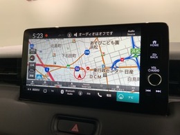 アップルカープレイ対応。ギャザズナビ搭載です。知らない道も安心ですね！