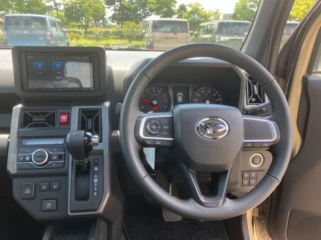 新車から登録（届出）済未使用車、中古車の幅広い在庫台数と軽パークのカーライフアドバイザーでお客様のニーズにピッタリの一台をご提案します！