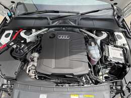Audi最新モデルはもちろん、認定中古車も展示中。試乗車も豊富にご用意して皆様のご来場をスタッフ一同お待ち申し上げております。