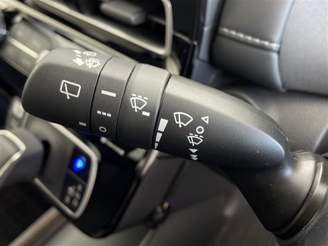 【運転席操作部】快適なドライブを楽しむための機能が装備されています！運転席から触れるので、使いやすいです！除菌プランいれていただくと、さらに清潔で安心していただけます！