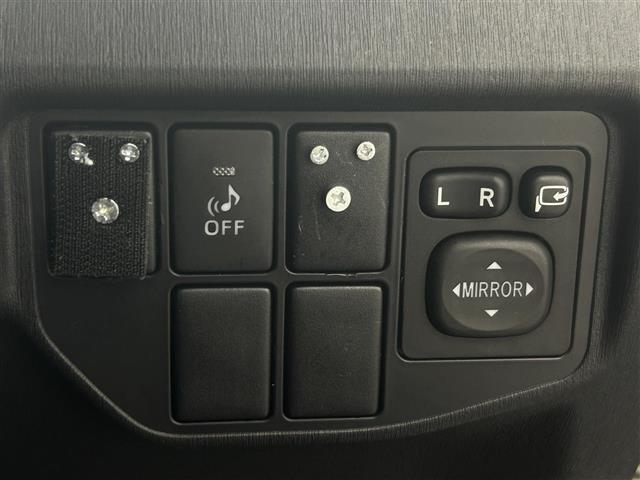 【運転席操作部】快適なドライブを楽しむための機能が装備されています！運転席から触れるので、使いやすいです！除菌プランいれていただくと、さらに清潔で安心していただけます！