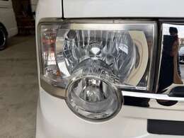 右HIDヘッドライト！