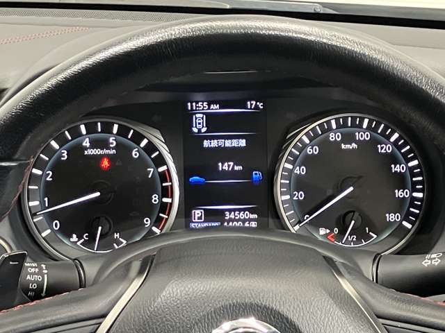 【メーター】昼間も夜間もとっても見やすく疲れにくいメ-タ-類で長距離ドライブの時もラクラク♪♪