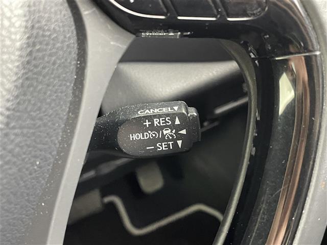 【運転席操作部】快適なドライブを楽しむための機能が装備されています！運転席から触れるので、使いやすいです！除菌プランいれていただくと、さらに清潔で安心していただけます！