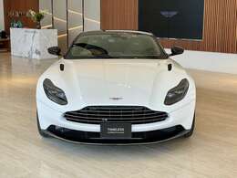 パーソナライゼーション・サービス部門である「Q by Aston Martin」が日本専用に手掛けたスペシャル・コミッション仕様のDB11です。