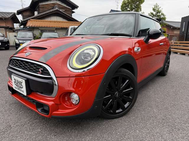 愛知県安城市のJUNK　AUTOMOTIVEです！当社車両品質にこだわっておりますので程度の良いお車しか置いておりません！