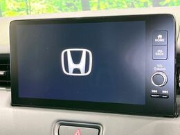 【9インチ　ホンダコネクトディスプレイ】視認性の高い大画面ディスプレイでナビの使用や、お持ちのスマートフォンと連携したbluetoothでの音楽再生が可能です♪