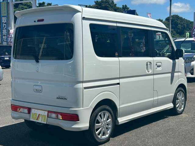 自信があるから他店舗からの陸送費は頂いておりません。　品質にこだわった関東仕入れ！低走行の高品質車だけを仕入れております。ボディの綺麗さはもちろん、東北地方特有の下廻りのサビなどもない車両をご案内！！