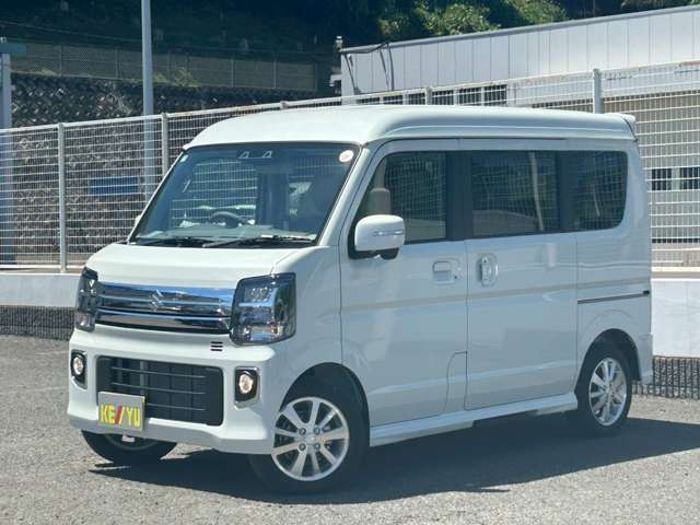 関東・関西方面より直入庫多数！東北地方にて使用している車両に比べ、「下廻りの錆」「走行距離」は段違い！高品質に自信あり♪もちろん『下廻りコーティング』も取扱い♪