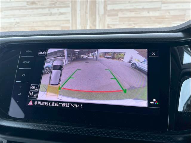 「フルカラーバックモニター」を装備で駐車が苦手な方でも安心です。