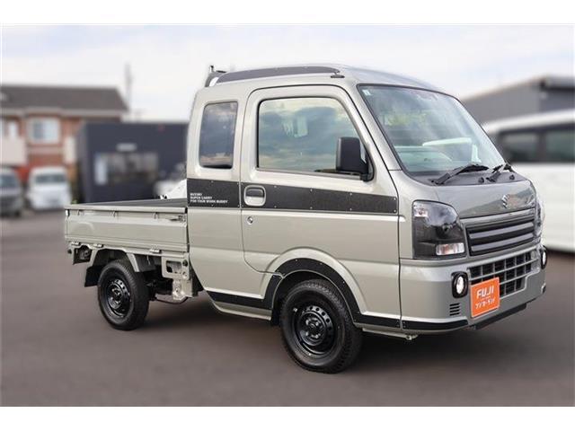 車の性能、装備品の品質、走行テストなどお客様に「徹底した安心」を届ける為、仕入から納車まで最大9回の品質検査を行い、当社独自の基準にクリアした車両のみ販売。中古車は第三者品質評価書全車両取得済