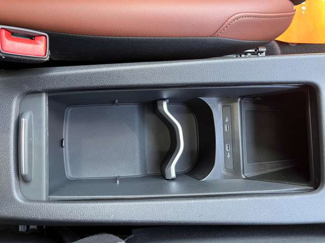 将来的な不具合等のトラブルを避ける為、修復歴・事故歴のある車は展示しておりません＾＾