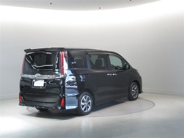 車検整備基準に準じた「納車前整備」を行います　更に全車「一年間走行距離無制限のロングラン保証」です