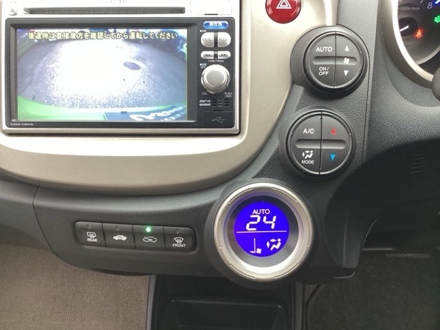 車両移動中などもあり、店舗に行かれる前に在庫確認をお願いしております。ぜひ連絡いただきその後ご来店をお願い致します