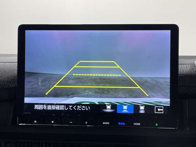 【バックカメラ】便利なバックカメラ装備で安全確認を頂けます。駐車が苦手な方にもオススメな便利機能です♪
