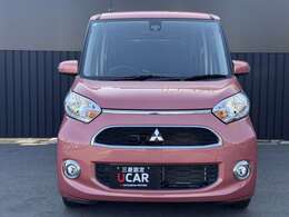 正面の画像です。フォグランプも装備しています。