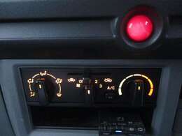 マニュアルエアコン