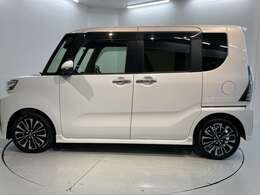 弊社営業時間は朝9：30から夕方18：00です♪