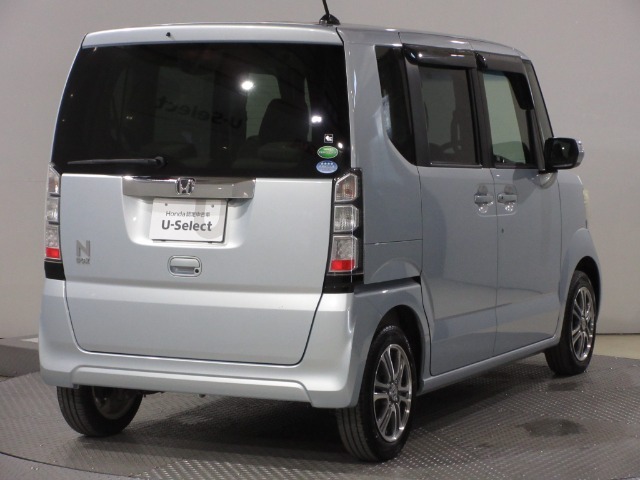 ボディクリーニング後、愛車をピカピカの状態へ保護するコーティング「ブライトパック」がおススメです！水垢がつきにくく、手入れがしやすくなりますよ！いつも愛車をきれいにしておきたい方におススメです。