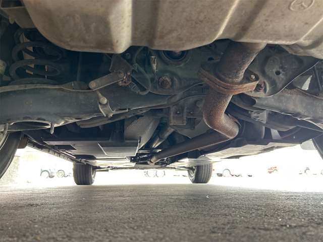 問い合わせが来ると必ず聞かれます。サビはありませんか？サビは車の寿命を短くする故に整備代も大きくなりがちですよね。