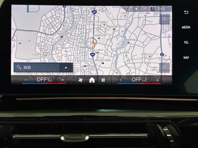 iDriveHDDナビゲーションになります。操作はコントローラーとタッチパネルにて操作いただけます。
