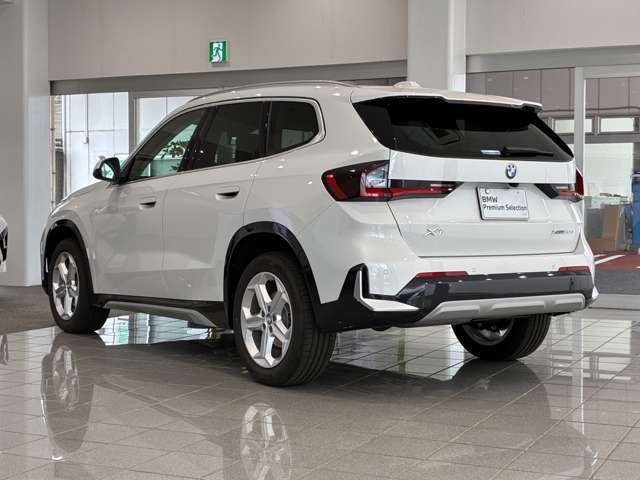 BMWを熟知したメカニックよる100項目の納車前点検☆ドイツ本国と同様の教育・訓練を受けたBMW専門メカニックが100項目にも上るポイントを徹底的にチェックいたします。