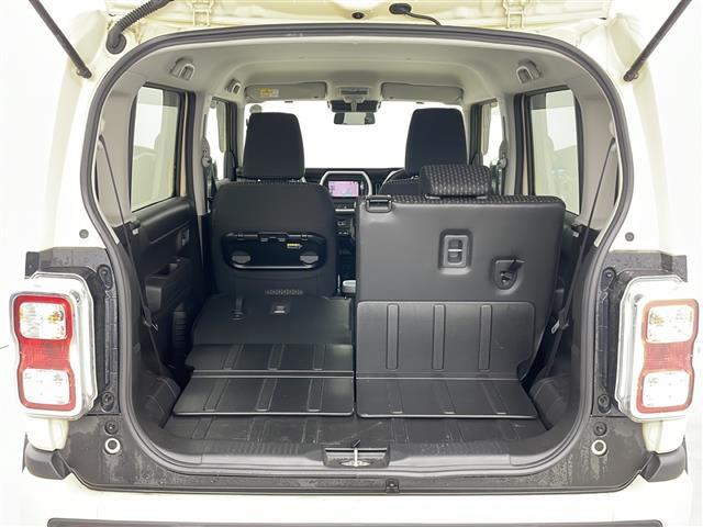 【シートアレンジ】乗せる人数、荷物によってシートをアレンジすれば、ダンボールなどの大きい荷物や、釣り具などの長尺物も載せられそうですね！