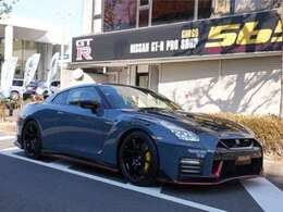 長年GT-Rに携わってきた知識経験から、厳選された販売車両の品質に自信があります。また査定基準の厳しいAIS検査を実施することで、修復歴やメーター改ざん歴も見逃さないよう徹底しています。