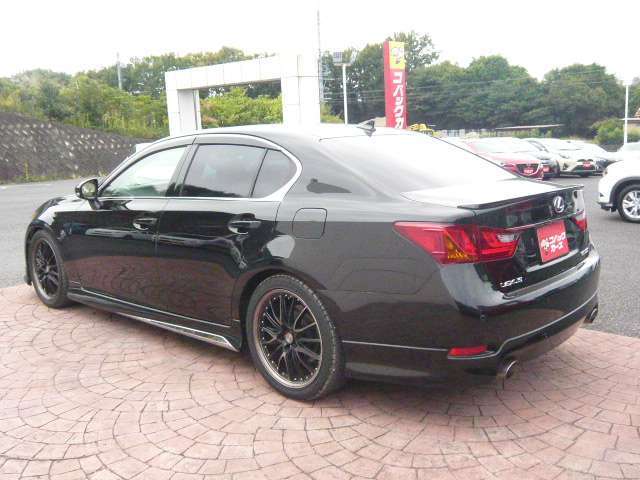 【初めてお車をご購入される方】知識や経験豊富なスタッフが丁寧にご案内させて頂きます