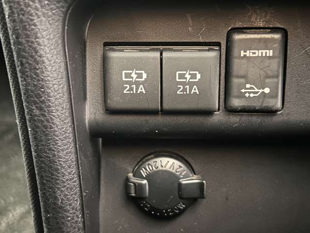 【運転席操作部】快適なドライブを楽しむための機能が装備されています！運転席から触れるので、使いやすいです！除菌プランいれていただくと、さらに清潔で安心していただけます！