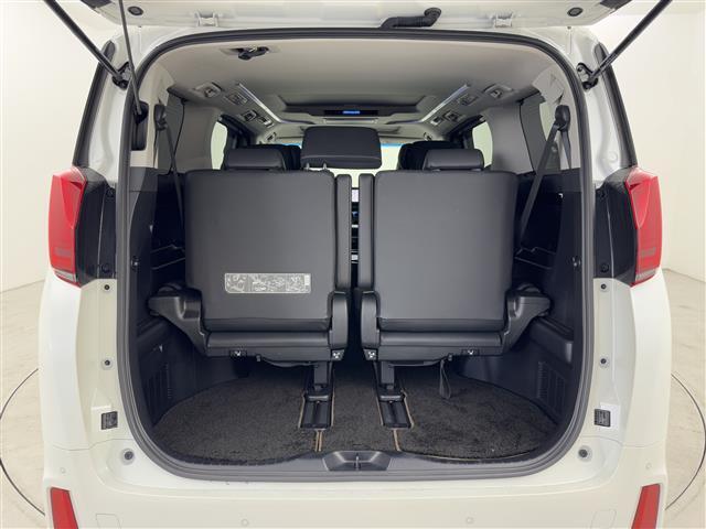 ◆【トランク】積み込みやすくて、たっぷり積める荷室です。シートアレンジできるものは、乗車人数と荷物の量や大きさによってシートを動かすことができるので、より快適なドライブが可能です！
