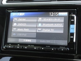 ナビゲーションはギャザズメモリーナビ(VXM-152VFi)が装着されております。AM、FM、CD、DVD再生、音楽録音再生、フルセグTV、Bluetoothがご使用いただけます。