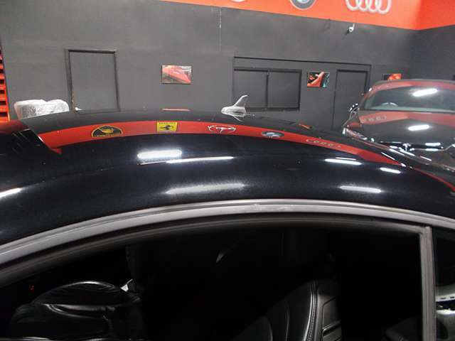 ルーフにも目立つダメージなくきれいです！
