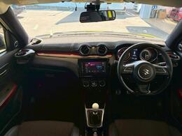 「この車の写真をもっと見たい」「状態が気になる」「この装備はついている？」どんな小さな疑問でもお気軽にお問い合わせください！