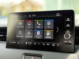 【Bluetooth】ナビゲーションと携帯電話/スマートフォンをBluetooth接続することができます。接続するとハンズフリーで使用することができるので、とても便利です！