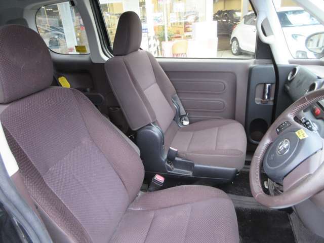 当店のアフターサービスですが、板金塗装の自社工場をはじめ、車検整備工場もございます！