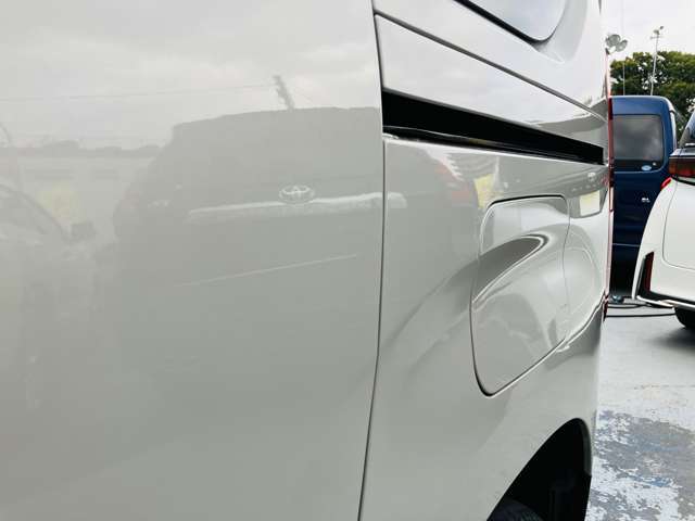 傷があります、是非現車確認をお願い致します。