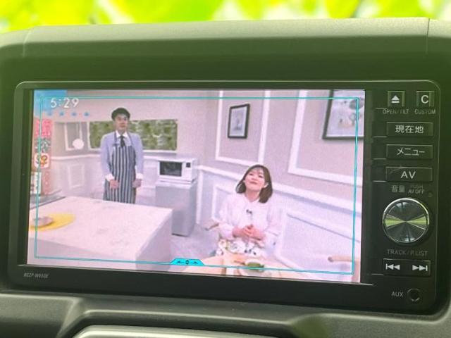 WECARSの店舗にはキッズコーナーがございます！お子様連れのお客様もごゆっくり車選びをお楽しみいただける空間です！