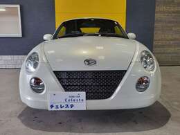 展示前には、車両入荷後に各機関のチェックを行っております。機関、品質はご安心頂ける状態を確認して展示いたしております。また、納車時はしっかり点検を行い必要と判断した部品は交換いたします