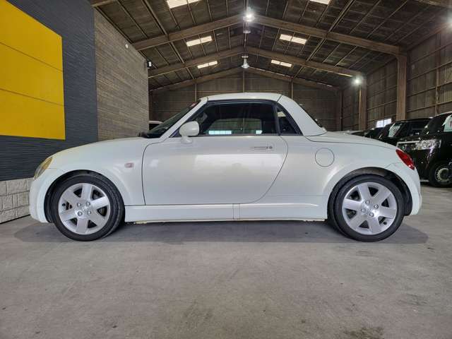 チェレステではシンプルで分かりやすい総額表示でご案内しております。車検整備付のお車は、名義変更の費用、点検費用が含まれます。車検がないお車は検査登録、点検費用が含まれており安心のコミコミ価格です！