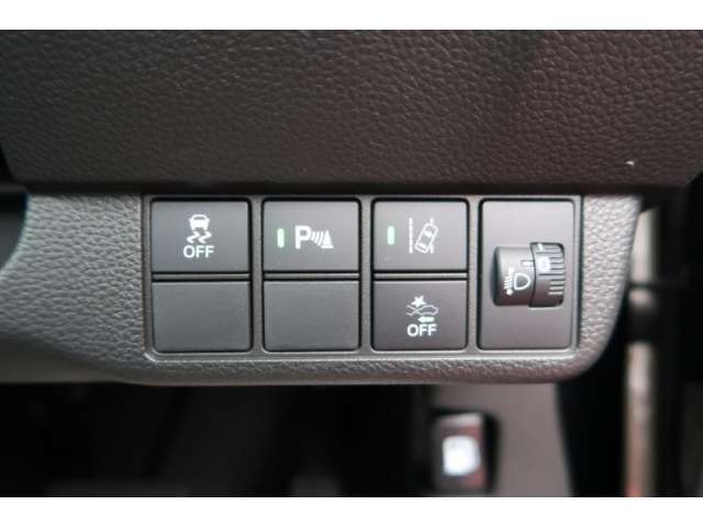 オートベル東バイパス店・オートベル浜線バイパス嘉島店・オートベルサンロードシティ人吉店の熊本県下3店舗に総在庫常時800台以上を展示しております。