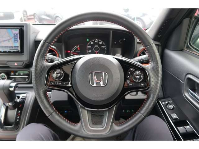 在庫車は店舗を移動している場合がございますので、御来店前に在庫の確認をして頂きます事をお勧めいたしております。