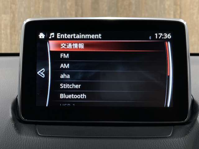 人気の純正ナビを装備。ナビの使いやすく、オーディオ機能も充実！キャンプや旅行に、また通勤や買い物など普段のドライブも楽しくなります！