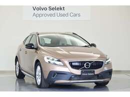 清爽なラインが描く心奪うシルエットは5ドアモデルとしての確かな存在感を放つプレミアムショートワゴンです