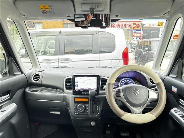 ★200名以上のスタッフで対応★　各専門店に専門のスタッフを配置する事でお客様に合ったアドバイスをさせて頂きます。女性スタッフも多数在籍していますので、女性の方でも安心してご来店ください！！