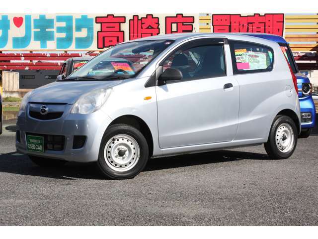 左斜め前からのミラです！貴重な5速マニュアル車、最終ロット車が入庫しました！お早めにお問合せ下さい！